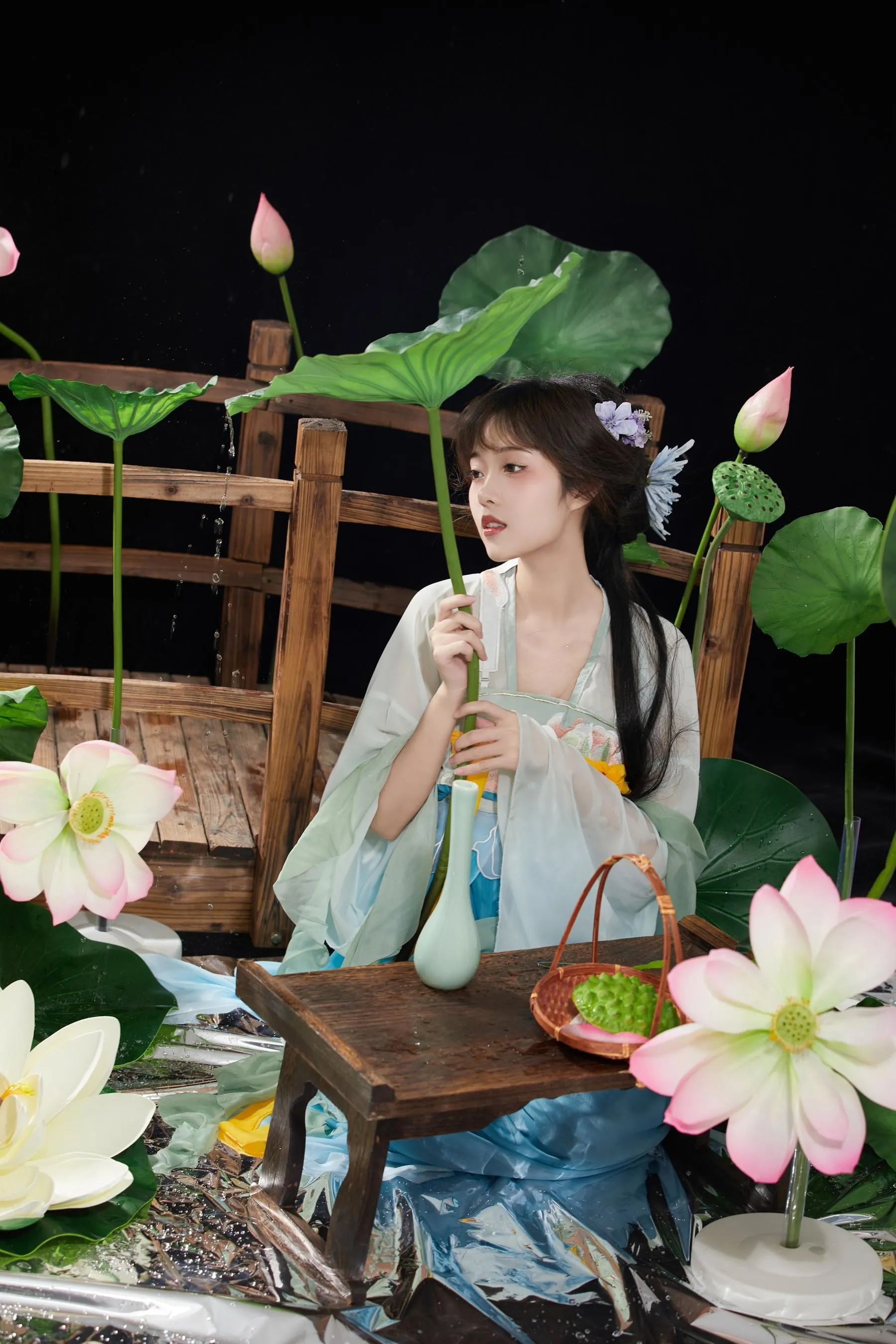 [YITUYU艺图语]2022.09.23 荷塘月色 小薇人儿 [40P]插图